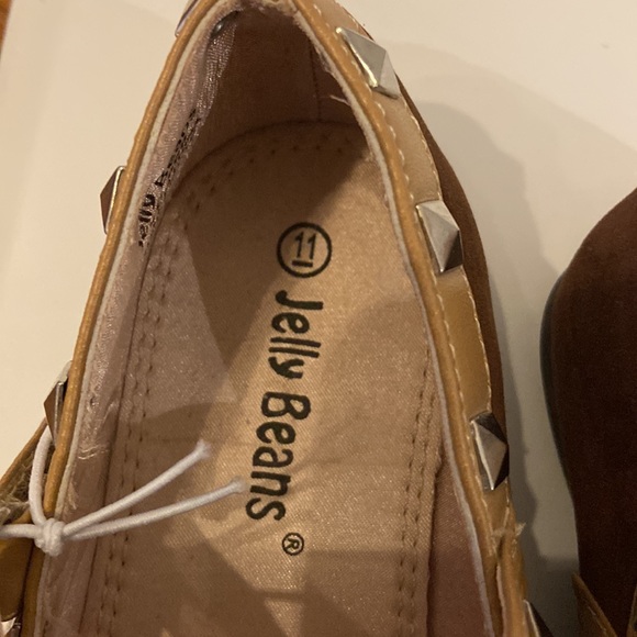 Brown jelly beans shoes. Toddler size 11 - Picture 3 of 4